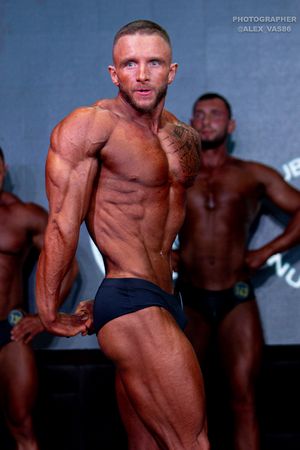 CLASSIC PHYSIQUE-НОВИЧКИ